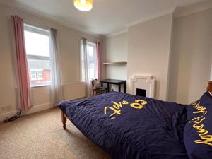 Photo 16- click for photo gallery